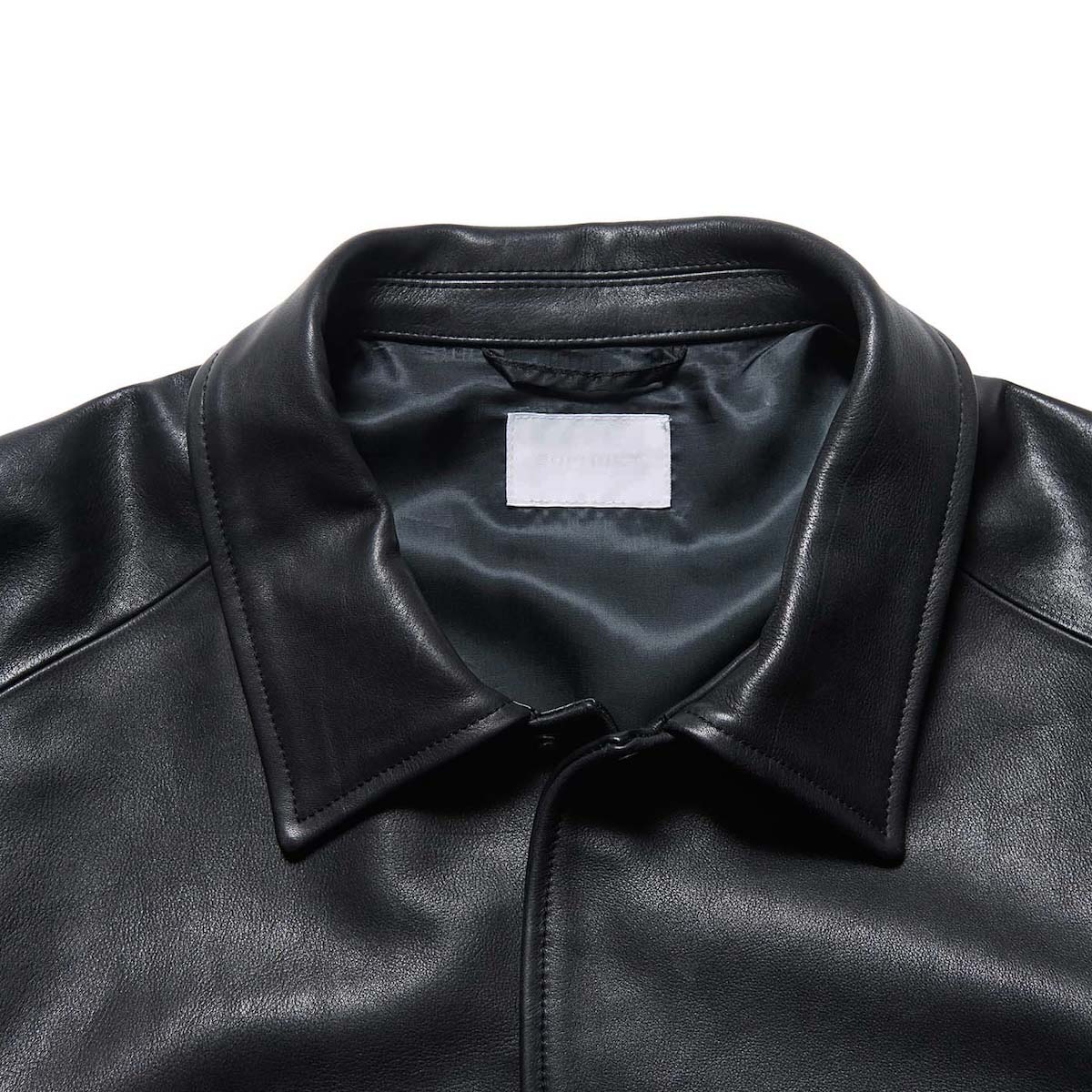 SOPHNET.  / LEATHER COACH BLOUSON (Black) 襟元